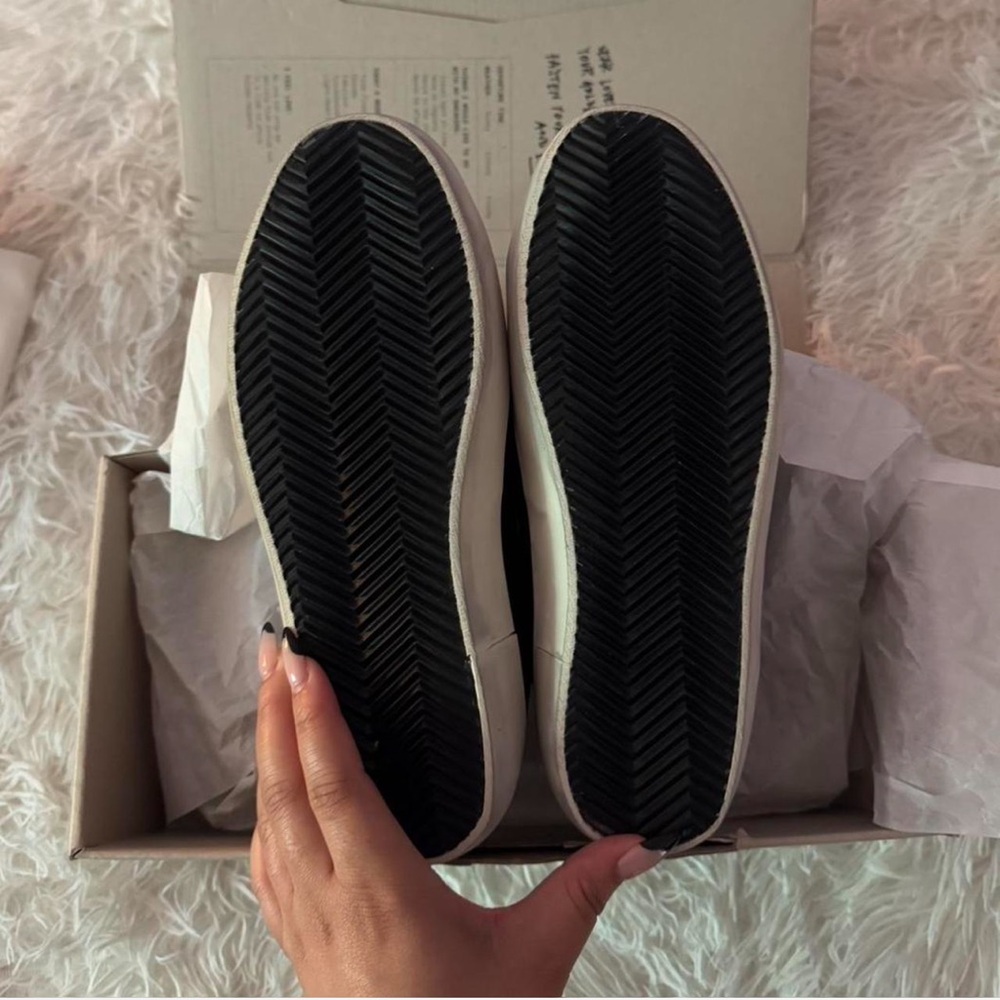 Black Golden Goose Superstar Sneakers - Picture 4 of 8